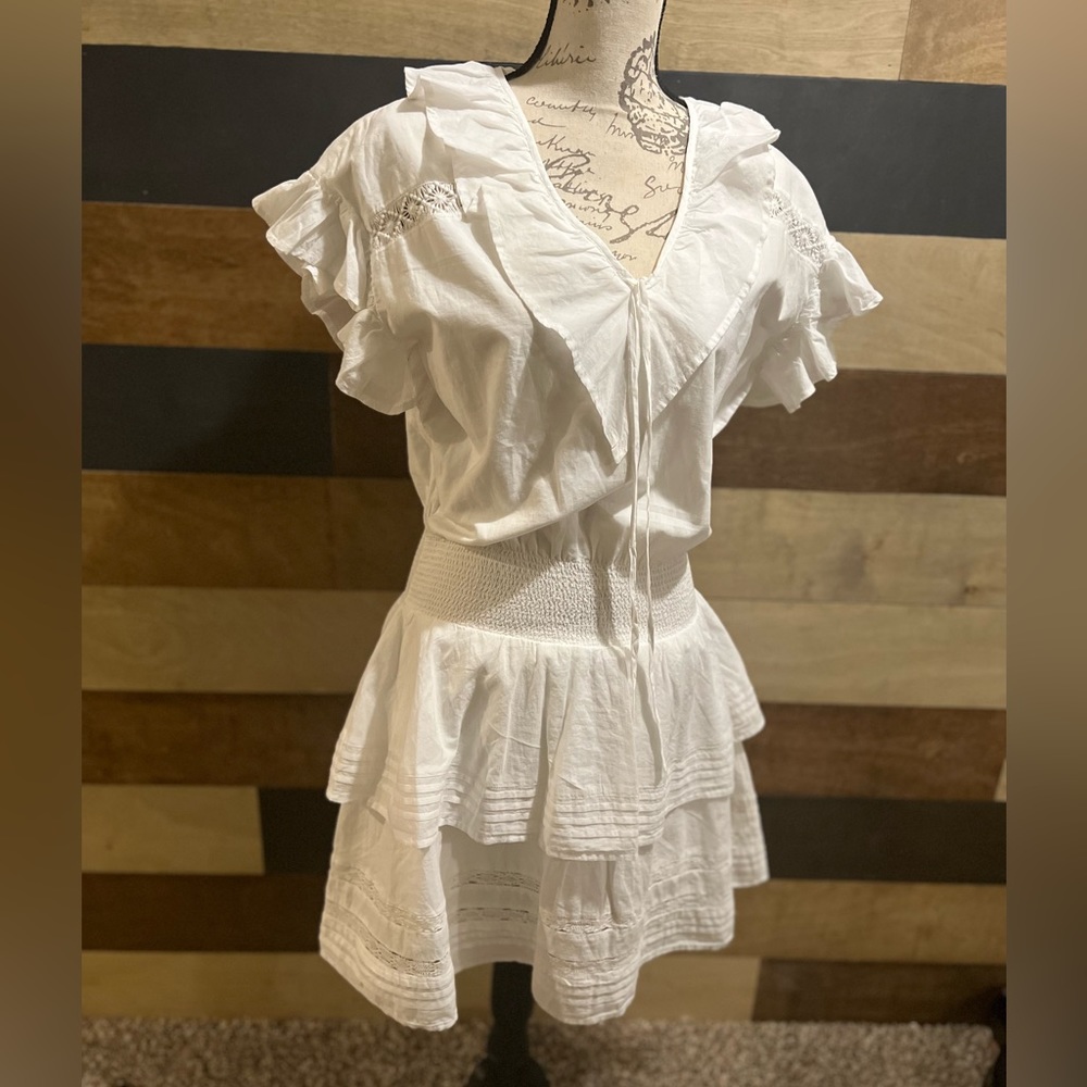 Women’s white dress by Lauren Ralph Lauren
